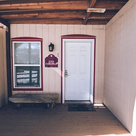 Fifth Dimension Room 1 Crestone Exterior photo